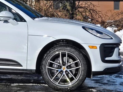 2026 Porsche Macan Base