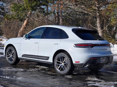 2026 Porsche Macan Base