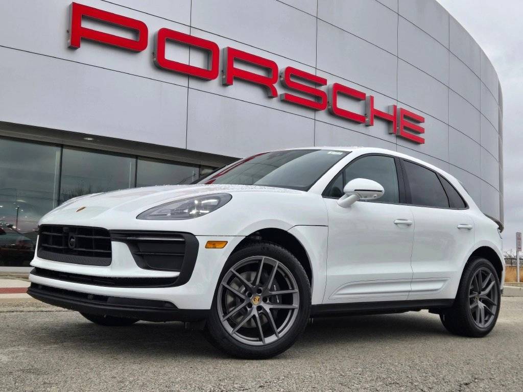 2026 Porsche Macan Base