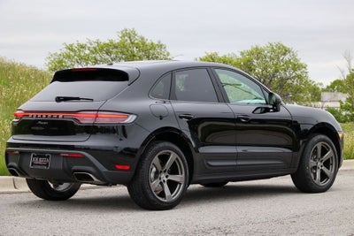 2026 Porsche Macan Base