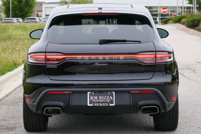 2026 Porsche Macan Base