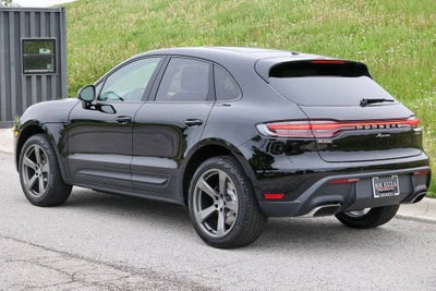 2026 Porsche Macan Base