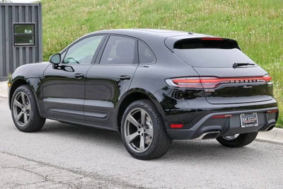 2026 Porsche Macan Base