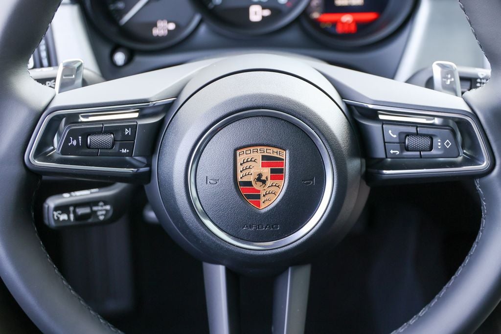 2026 Porsche Macan Base