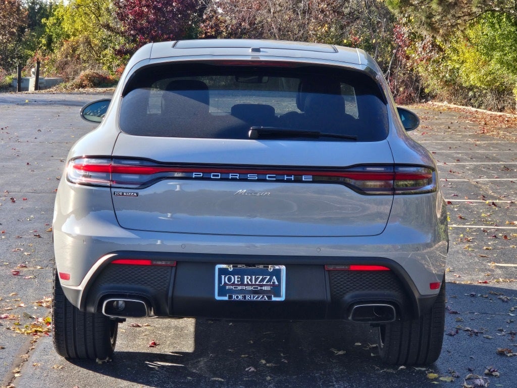 2026 Porsche Macan Base