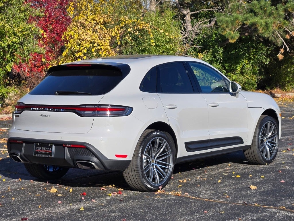 2026 Porsche Macan Base
