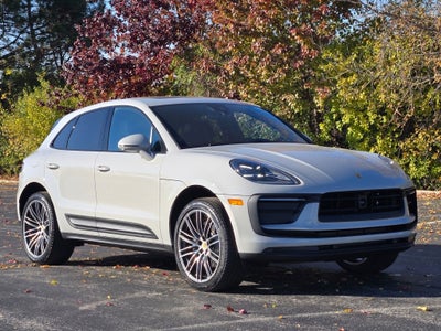 2026 Porsche Macan Base