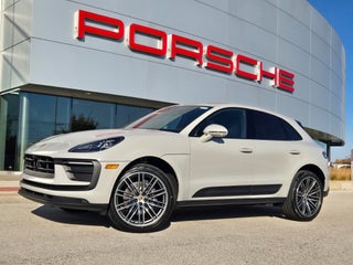 2026 Porsche Macan Base