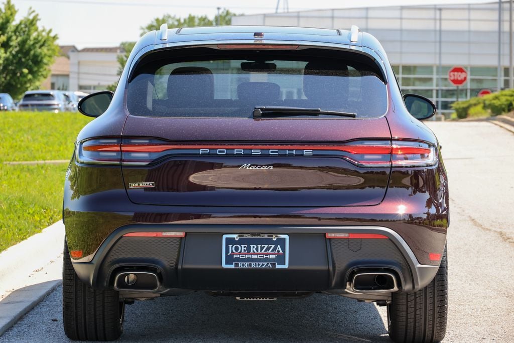 2026 Porsche Macan Base