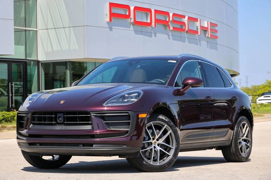 2026 Porsche Macan Base