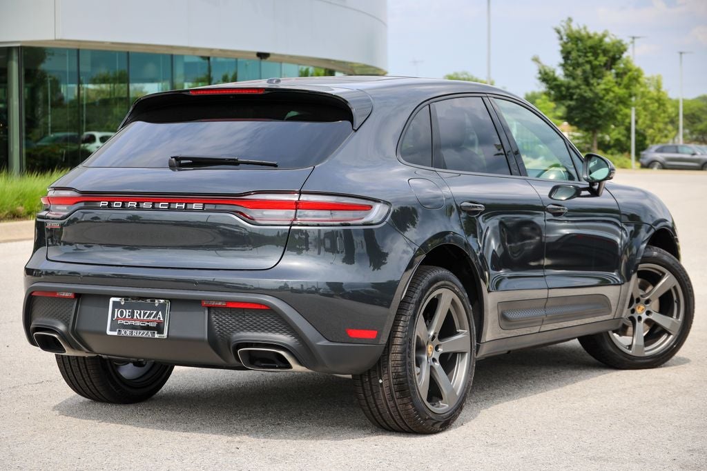 2026 Porsche Macan Base