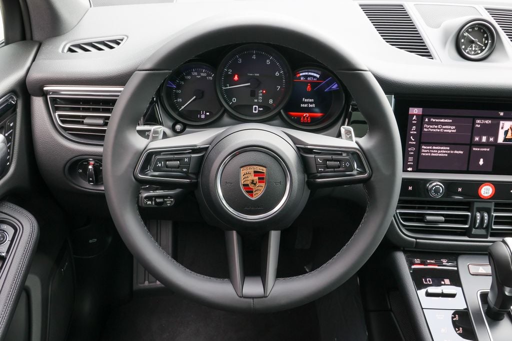 2026 Porsche Macan Base