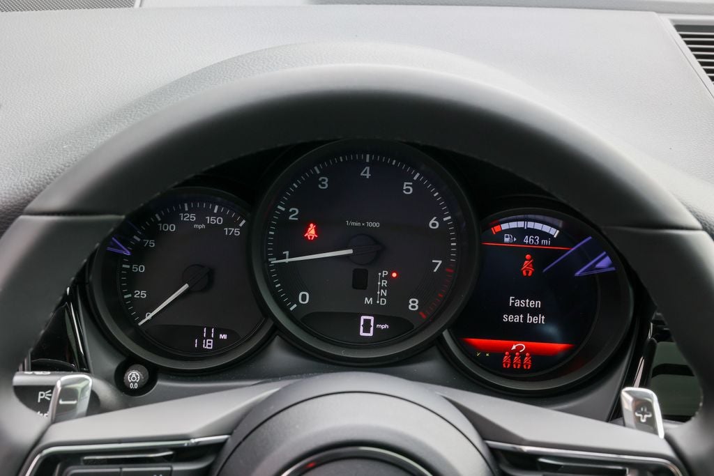 2026 Porsche Macan Base
