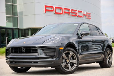 2026 Porsche Macan Base