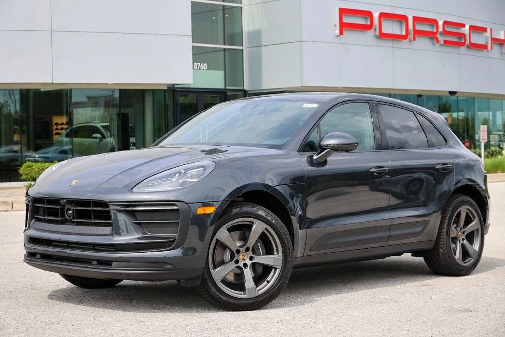 2026 Porsche Macan Base