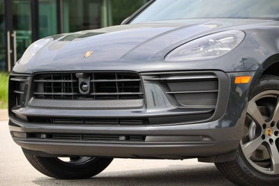 2026 Porsche Macan Base