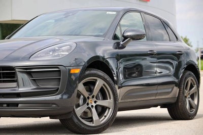 2026 Porsche Macan Base