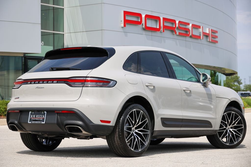 2026 Porsche Macan Base