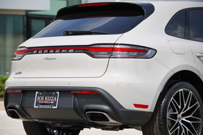 2026 Porsche Macan Base