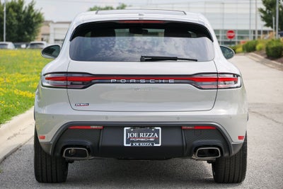 2026 Porsche Macan Base