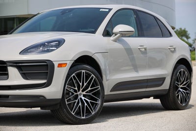2026 Porsche Macan Base