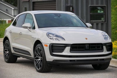 2026 Porsche Macan Base