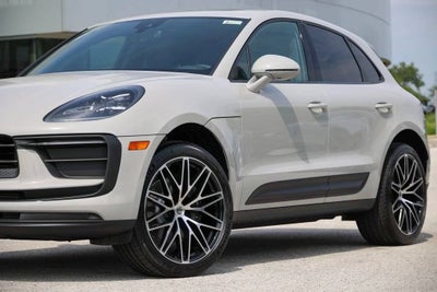 2026 Porsche Macan Base