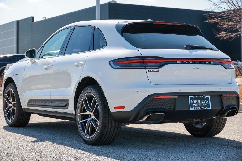 2026 Porsche Macan Base