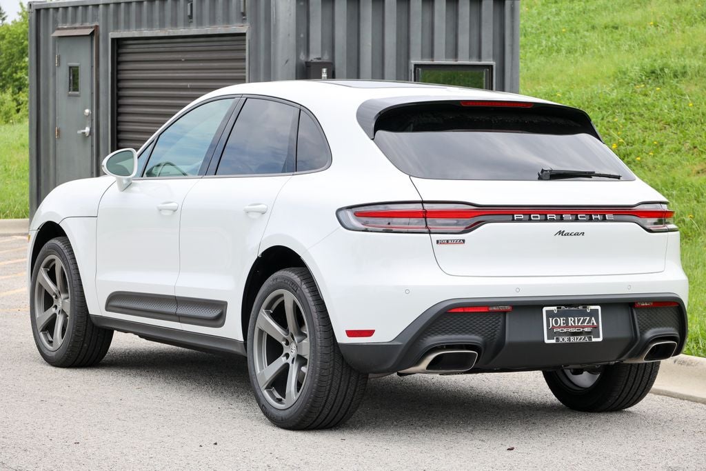 2026 Porsche Macan Base