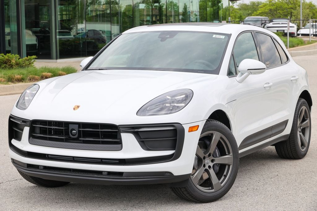 2026 Porsche Macan Base