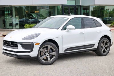 2026 Porsche Macan Base