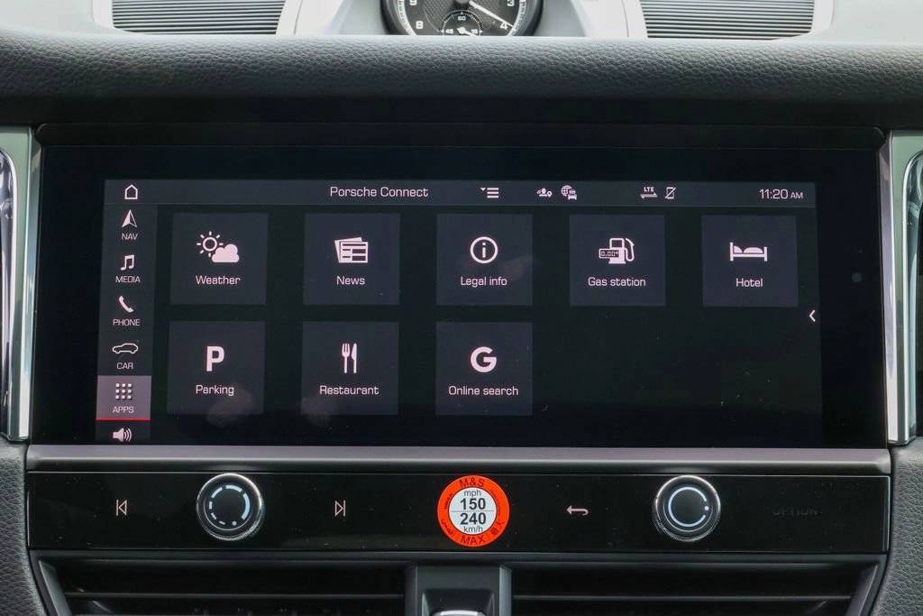 2026 Porsche Macan Base