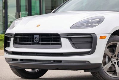 2026 Porsche Macan Base