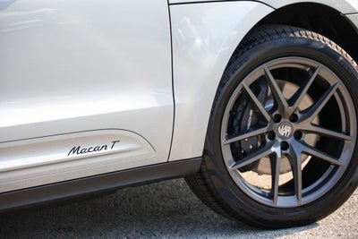 2026 Porsche Macan T
