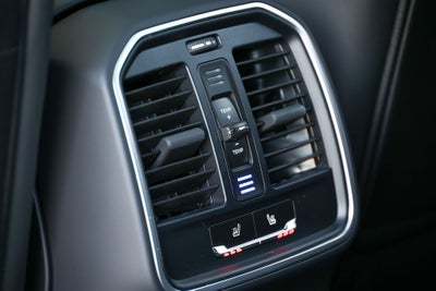2026 Porsche Macan T
