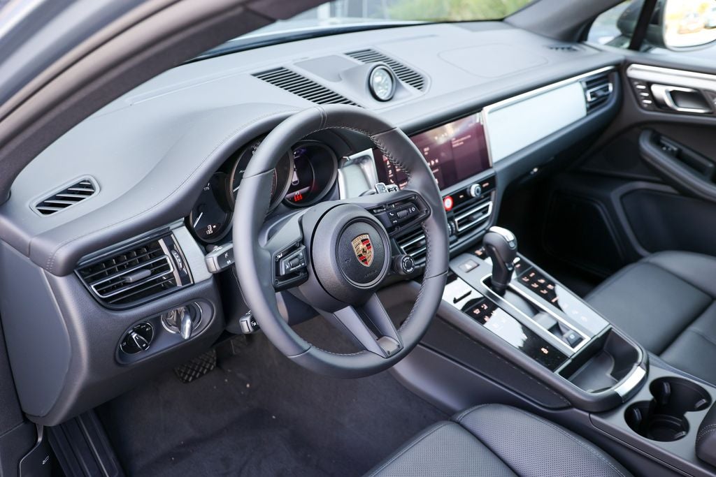2026 Porsche Macan T