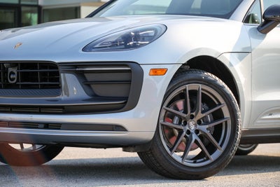 2026 Porsche Macan T