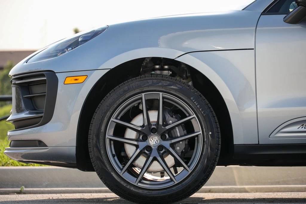 2026 Porsche Macan T