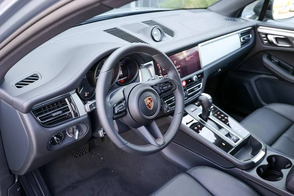 2026 Porsche Macan T