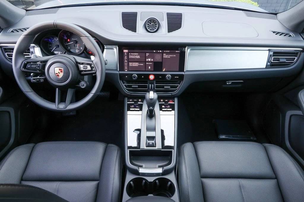2026 Porsche Macan T
