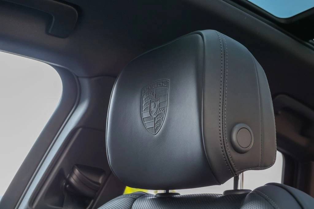 2026 Porsche Macan T