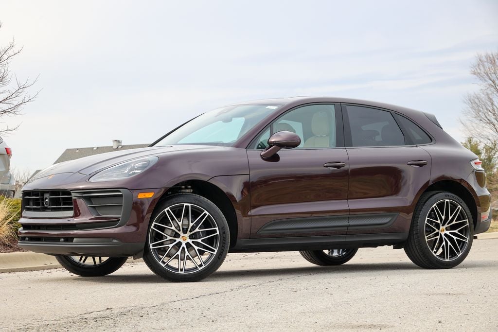 2026 Porsche Macan Base