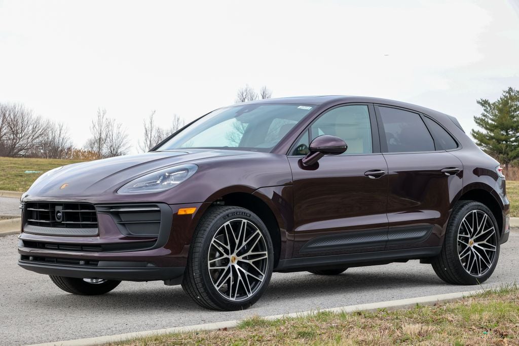 2026 Porsche Macan Base