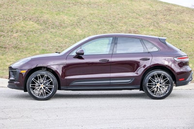 2026 Porsche Macan Base
