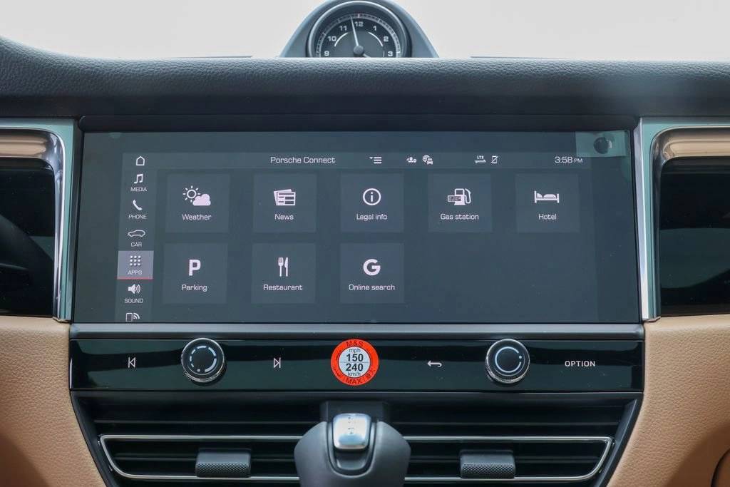 2026 Porsche Macan Base