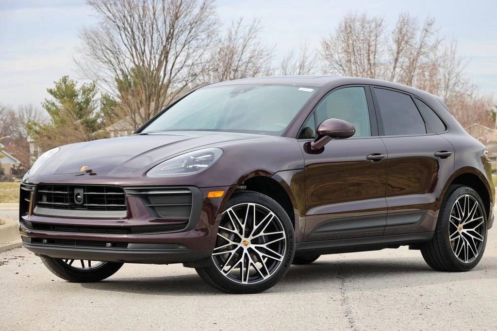 2026 Porsche Macan Base