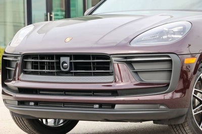 2026 Porsche Macan Base