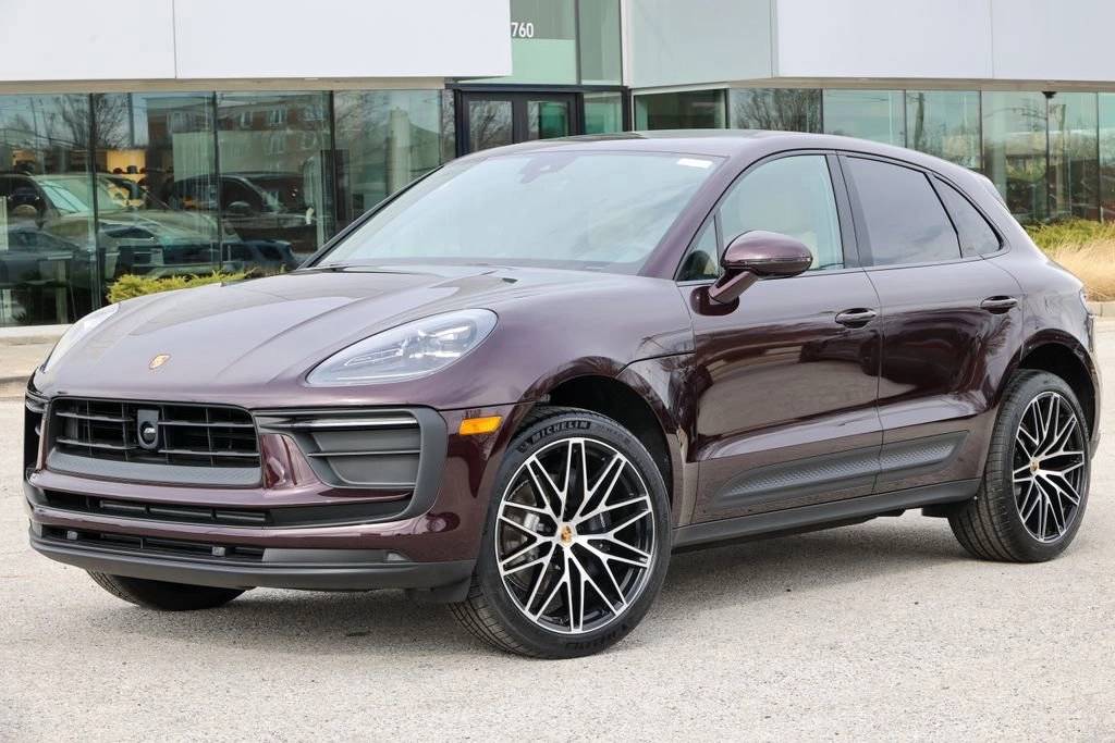 2026 Porsche Macan Base
