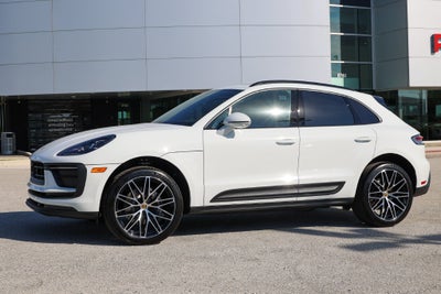 2026 Porsche Macan Base