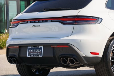 2026 Porsche Macan Base